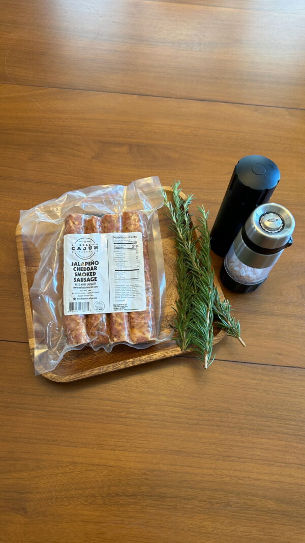 Jalapeño Cheddar Smoked Sausage - Image 3
